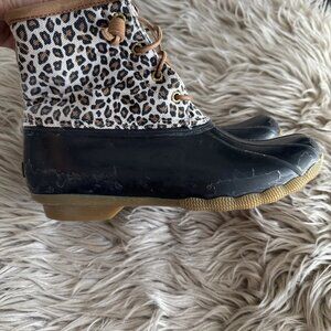 Sperry Womens Sz 9.5 Saltwater Rain Duck Boot Cheetah Leopard Animal STS85919